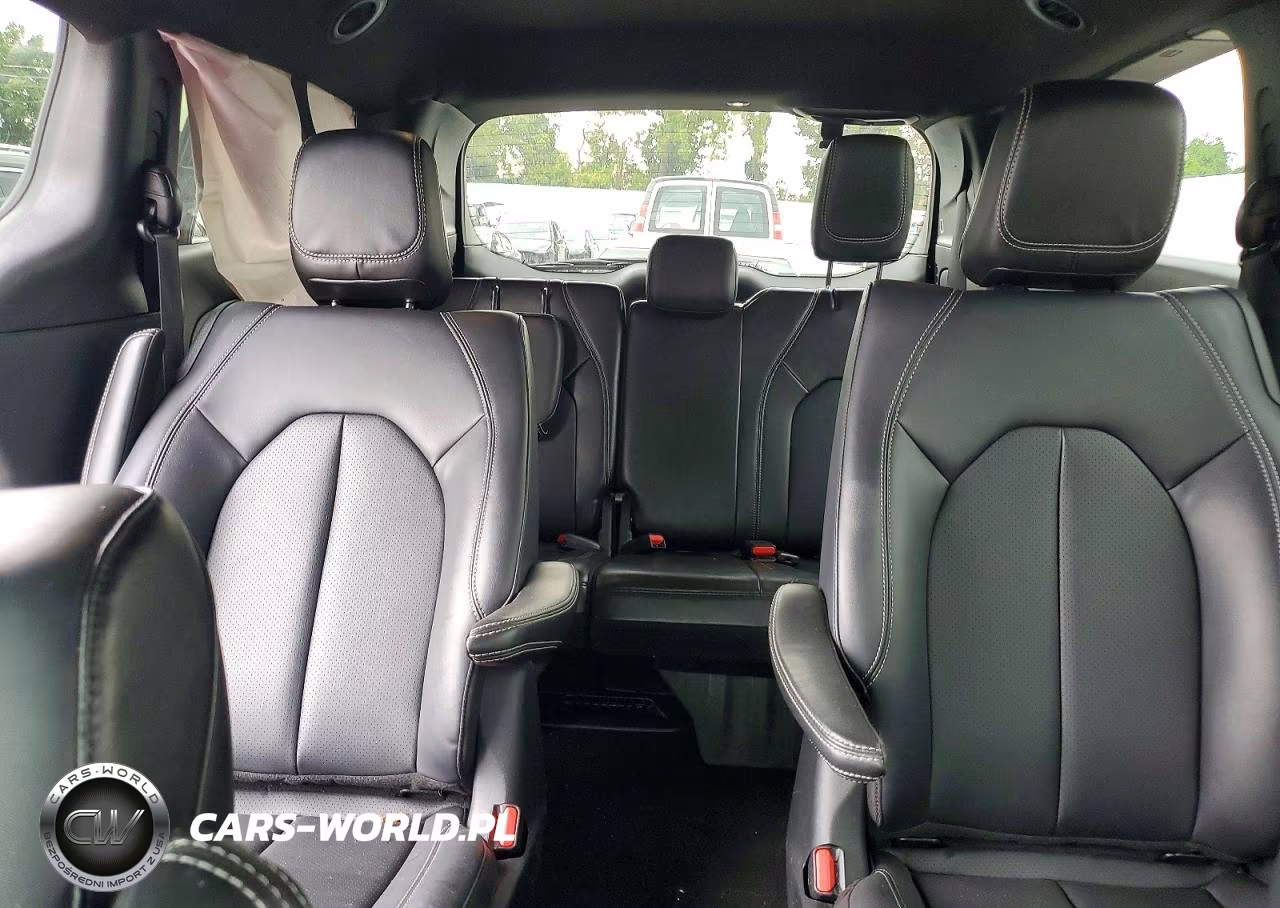 2025 Chry Pacifica Fwd Hybrid Minivan Se VIN:2C4RC1S74SR572728 - 10