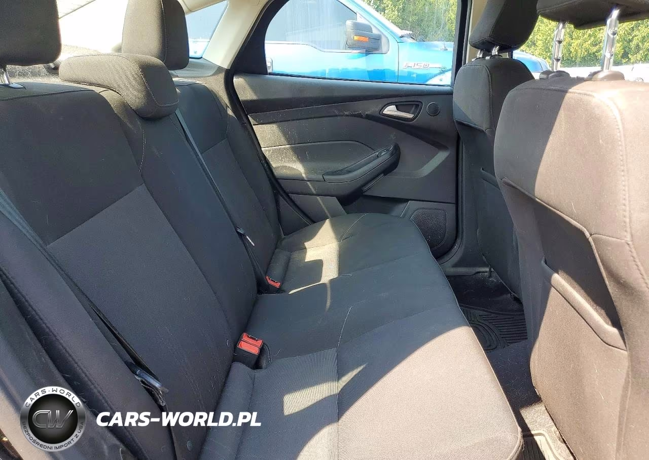 2017 Ford Focus Sel VIN:1FADP3H21HL215049 - 10