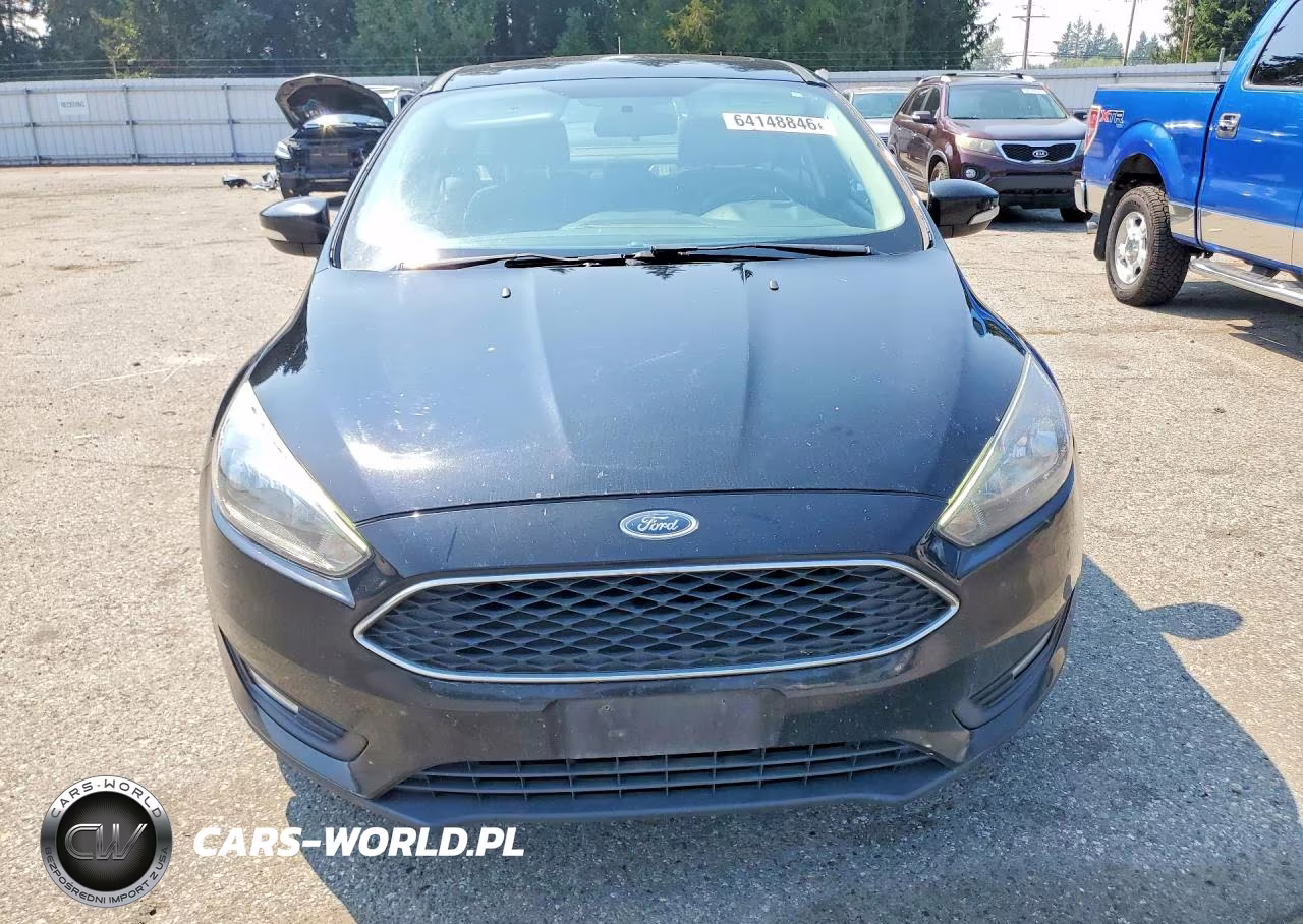 2017 Ford Focus Sel VIN:1FADP3H21HL215049 - 5