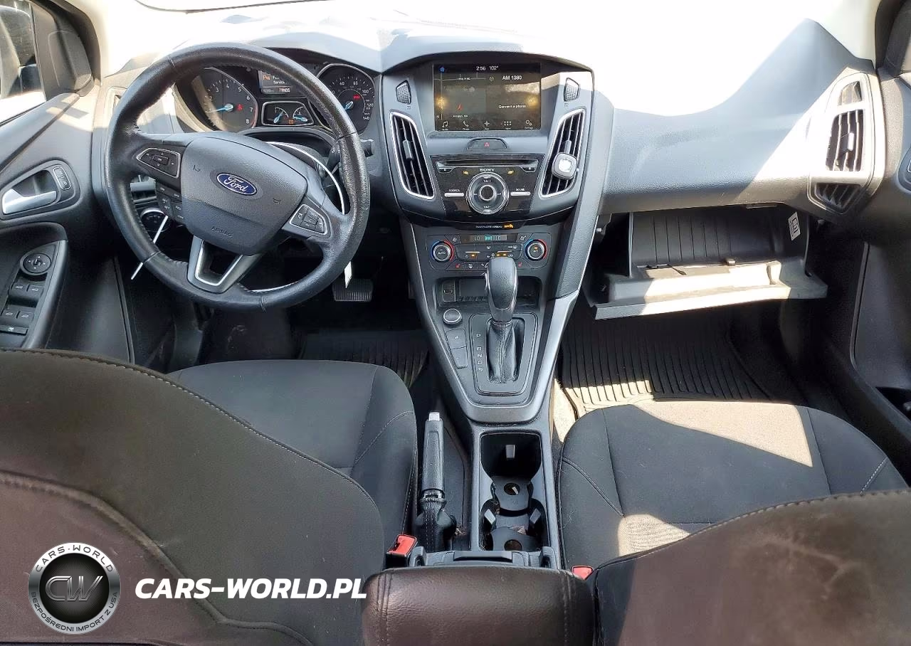 2017 Ford Focus Sel VIN:1FADP3H21HL215049 - 8