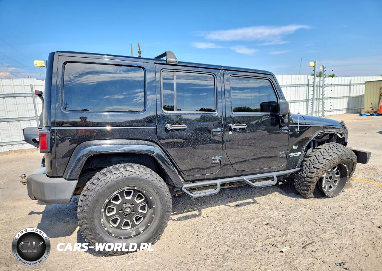 2011 Jeep Wrangler Unlimited Jeep 70Th Anniversary VIN:1J4HA7H17BL611984 - 3