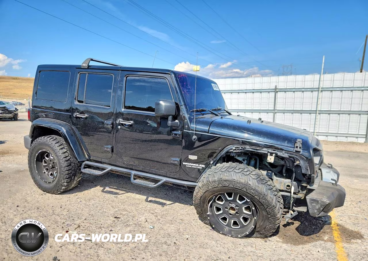 2011 Jeep Wrangler Unlimited Jeep 70Th Anniversary VIN:1J4HA7H17BL611984 - 4