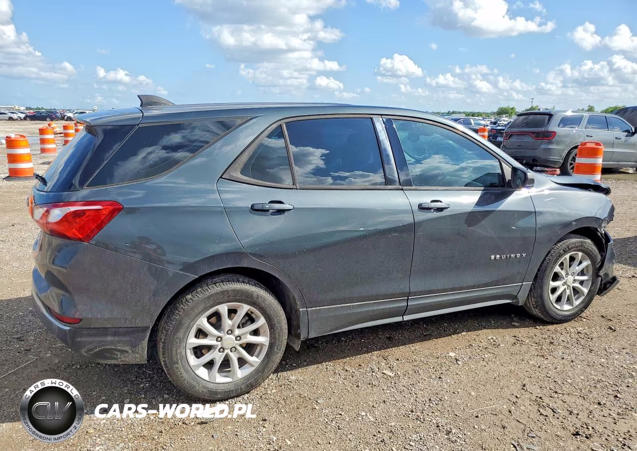 2018 Chevrolet Equinox Ls VIN:3GNAXHEV4JS619558 - 3