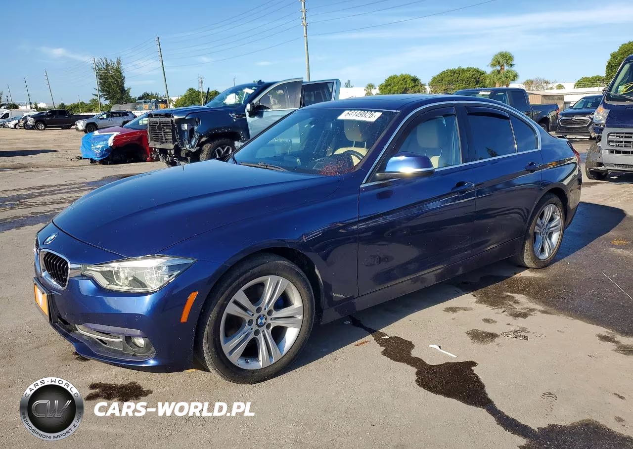 2017 BMW 330 Xi – zdjęcie 1 z 13