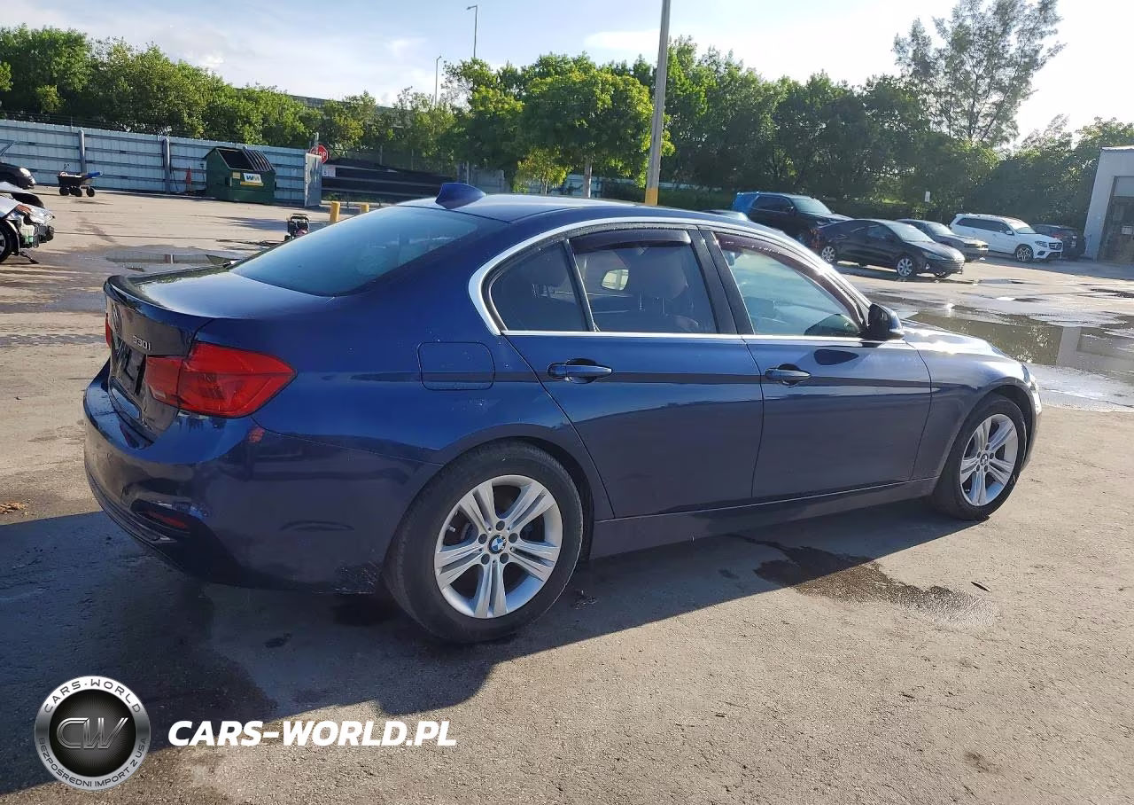 2017 BMW 330 Xi VIN:WBA8D9G50HNU60266 - 3
