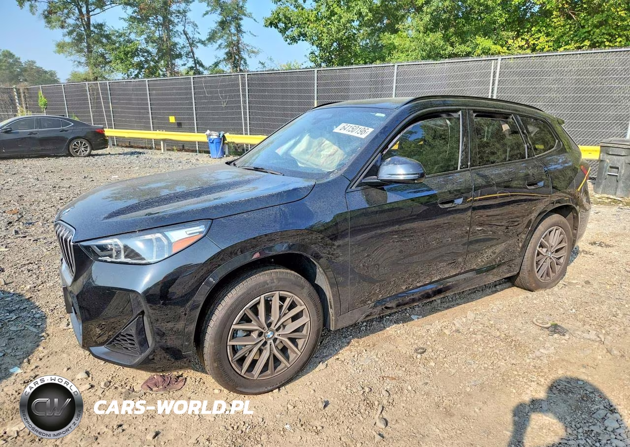 2023 BMW X1 xDrive28I – zdjęcie 1 z 13