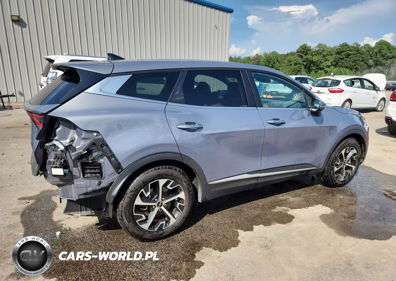 2023 Kia Sportage Ex VIN:5XYK33AF6PG080641 - 3