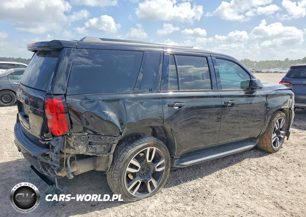 2019 Chevrolet Tahoe C1500 Lt VIN:1GNSCBKC3KR342759 - 3