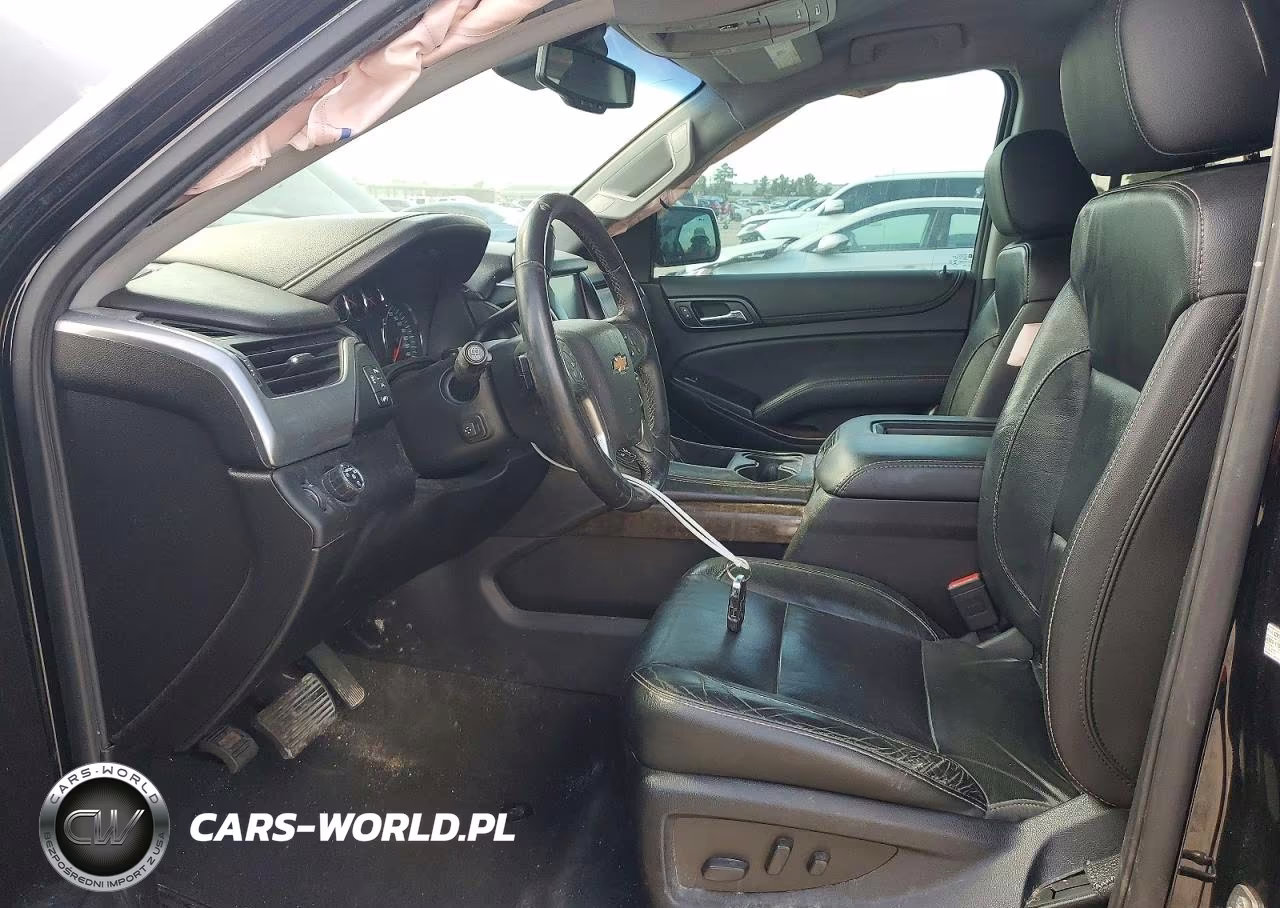 2019 Chevrolet Tahoe C1500 Lt VIN:1GNSCBKC3KR342759 - 7