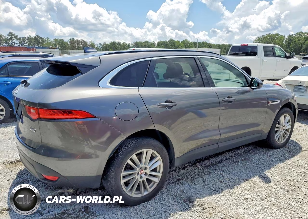 2017 Jaguar F-Pace Prestige VIN:SADCK2BN0HA095021 - 3