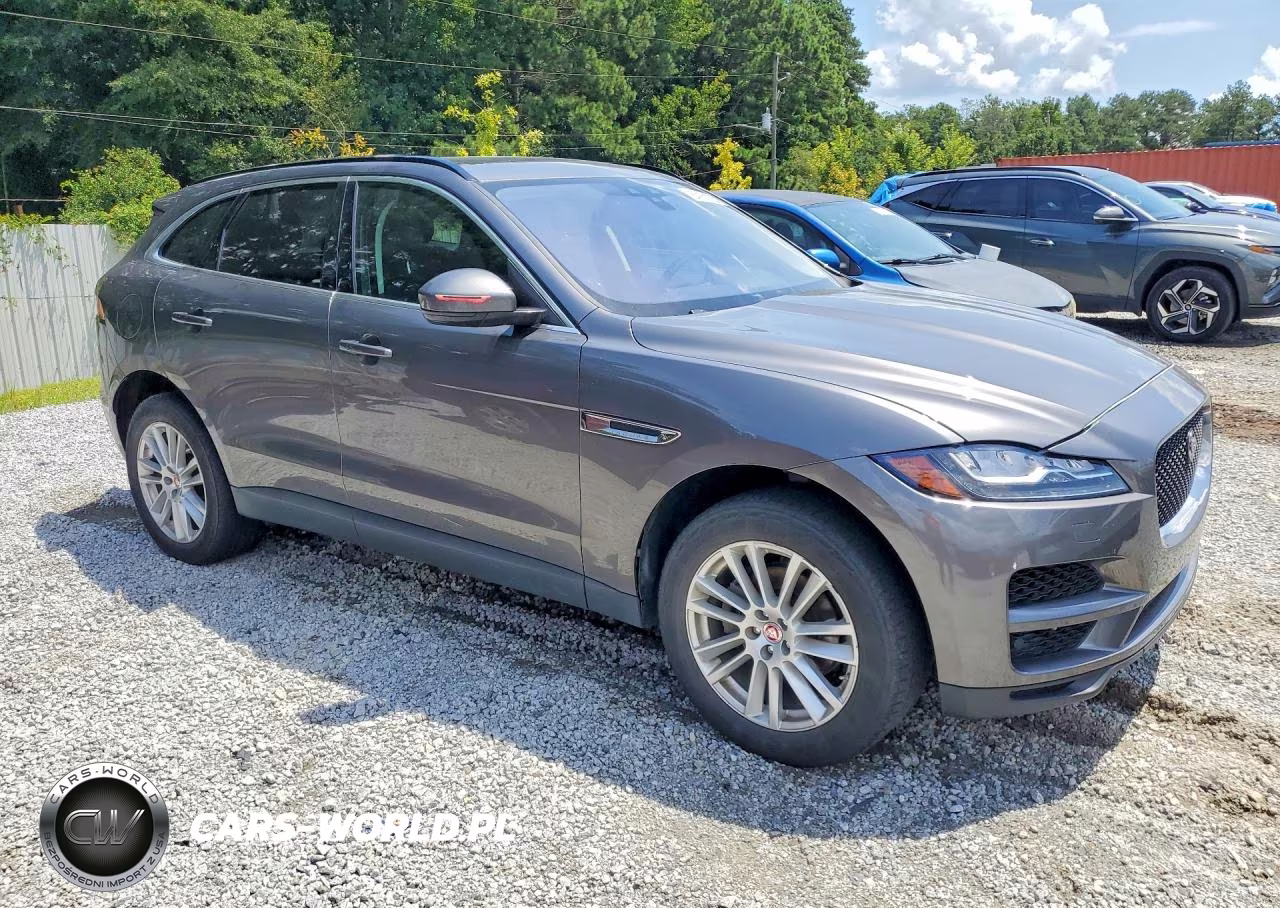 2017 Jaguar F-Pace Prestige VIN:SADCK2BN0HA095021 - 4