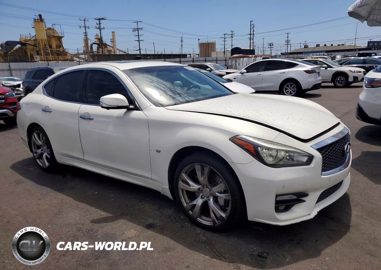 2015 Infiniti Q70 3.7 VIN:JN1BY1AP3FM542703 - 4