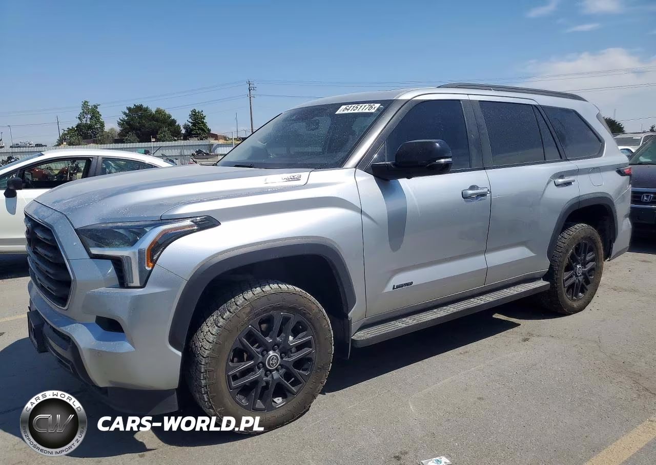 2024 Toyota Sequoia Sr5