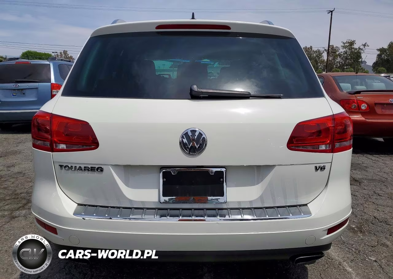 2011 Volkswagen Touareg V6 VIN:WVGFF9BP7BD000964 - 6