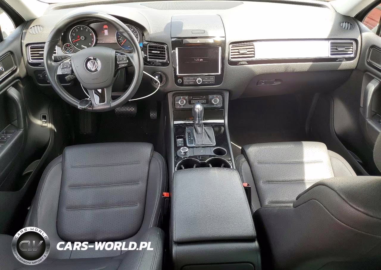 2011 Volkswagen Touareg V6 VIN:WVGFF9BP7BD000964 - 8
