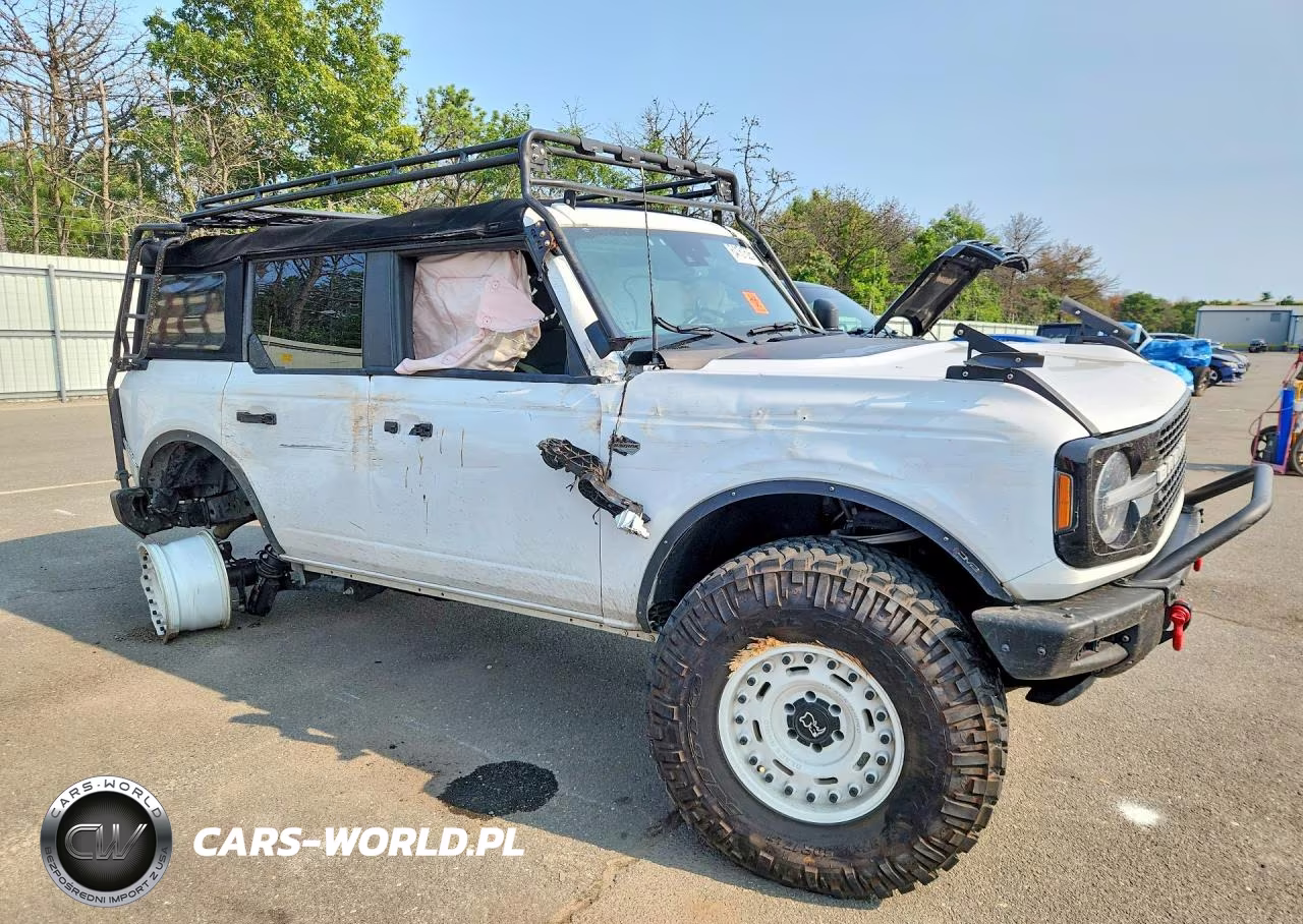 2023 Ford Bronco Base VIN:1FMEE5DP2PLA91143 - 4
