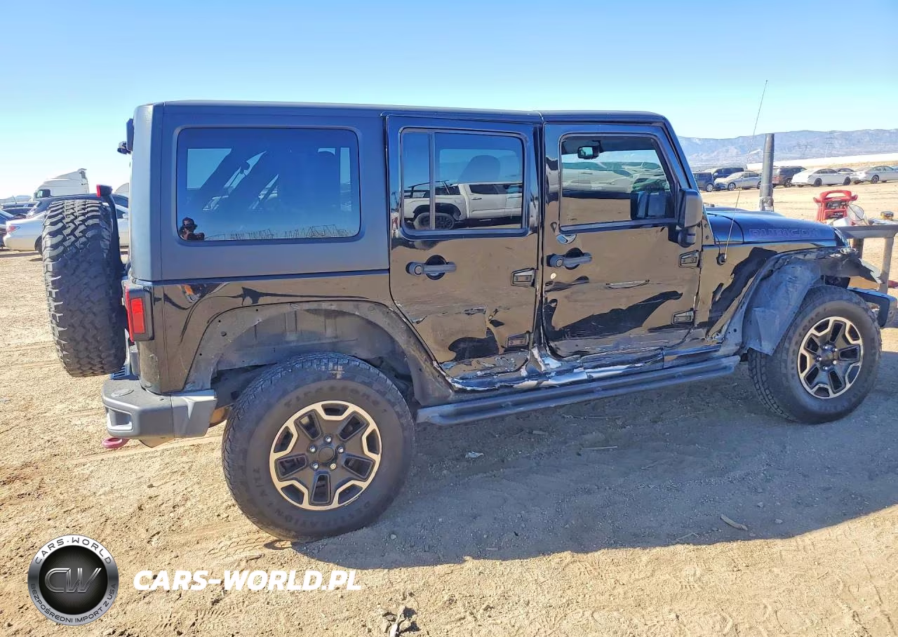 2015 Jeep Wrangler Unlimited Rubicon VIN:1C4HJWFG7FL553520 - 3