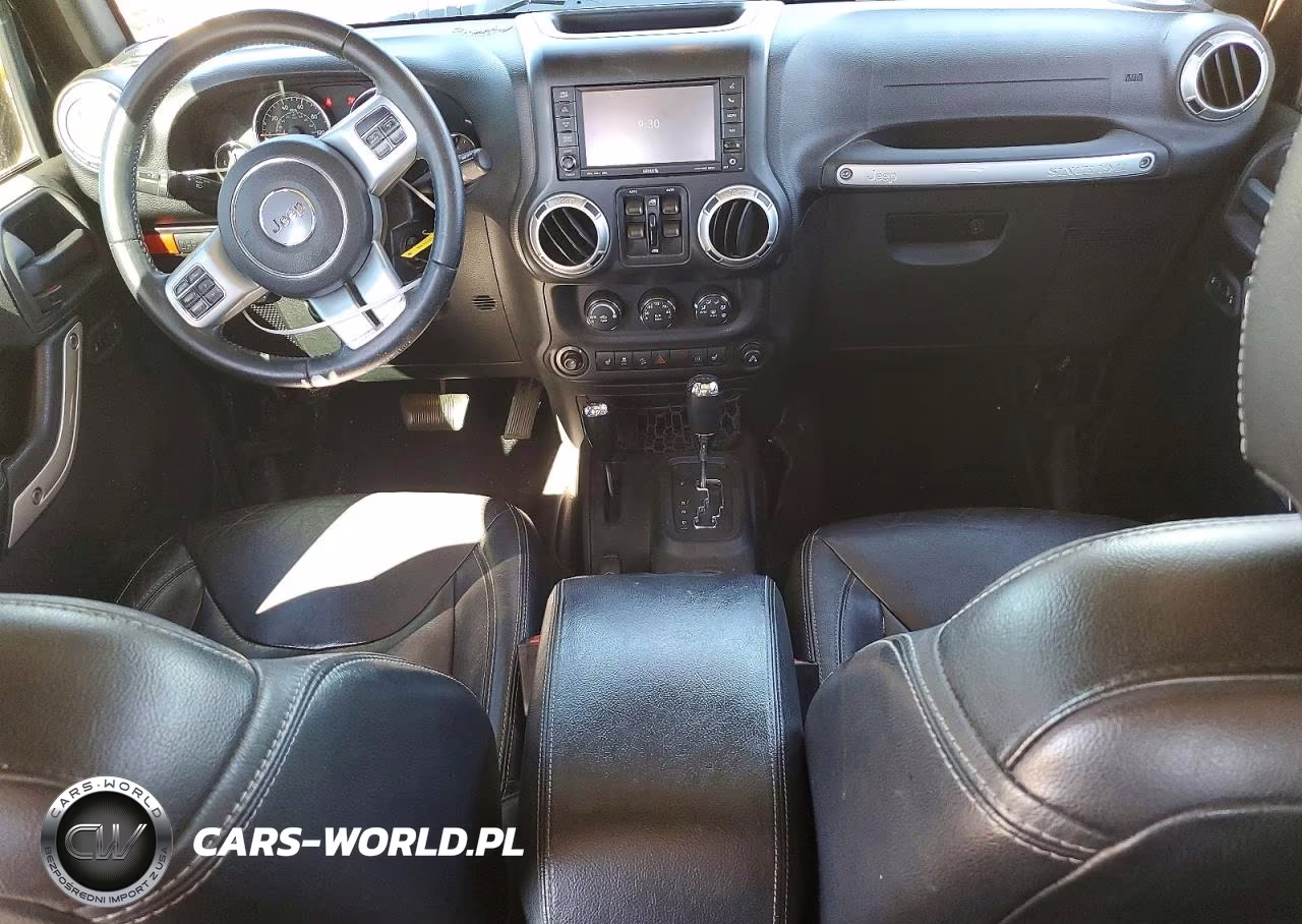 2015 Jeep Wrangler Unlimited Rubicon VIN:1C4HJWFG7FL553520 - 8