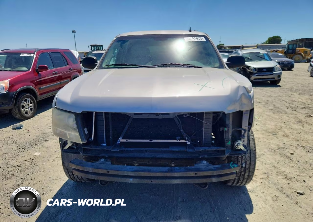 2008 Chevrolet Tahoe K1500 VIN:1GNFK13058J203744 - 5
