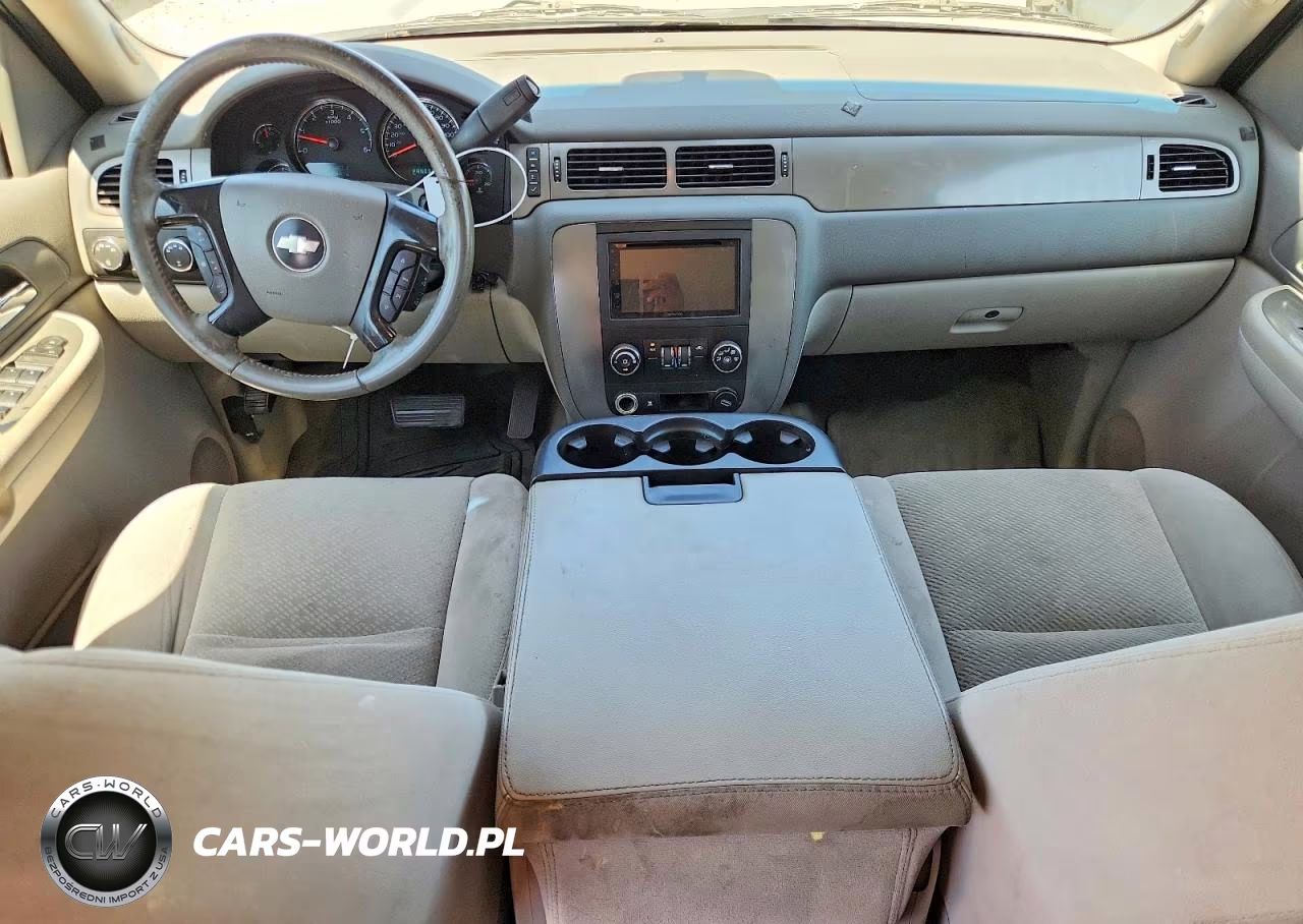 2008 Chevrolet Tahoe K1500 VIN:1GNFK13058J203744 - 8