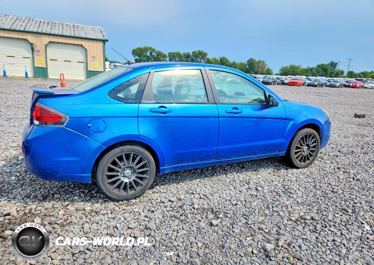 2011 Ford Focus Ses VIN:1FAHP3GN3BW175821 - 3