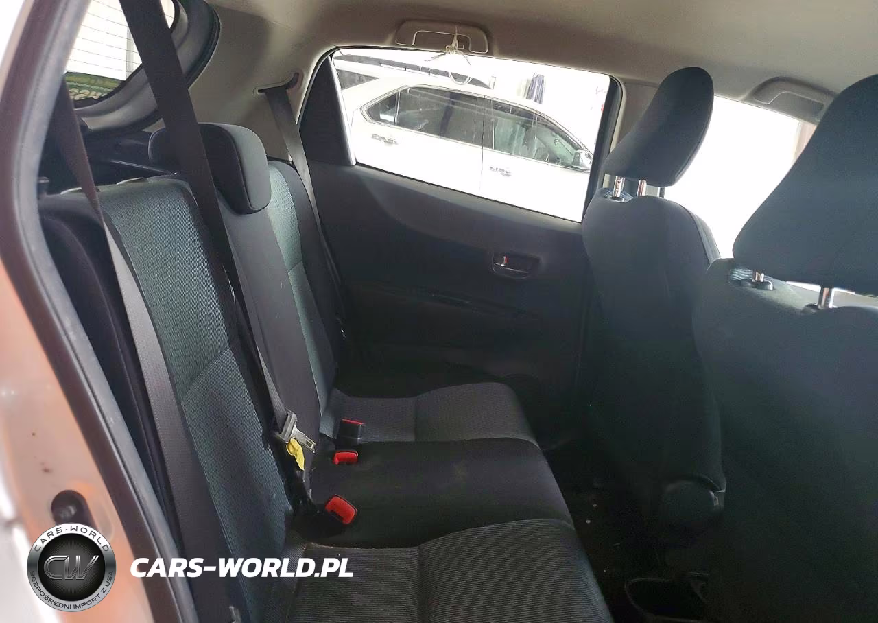 2012 Toyota Yaris 5-Door Se VIN:JTDKTUD30CD505979 - 10