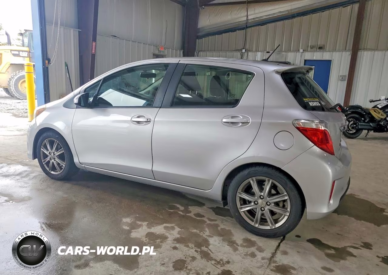 2012 Toyota Yaris 5-Door Se VIN:JTDKTUD30CD505979 - 2