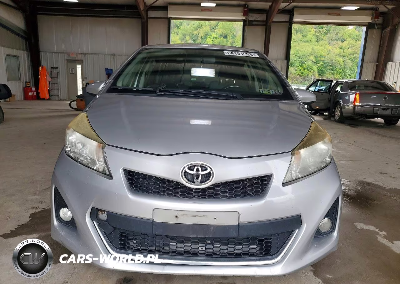 2012 Toyota Yaris 5-Door Se VIN:JTDKTUD30CD505979 - 5