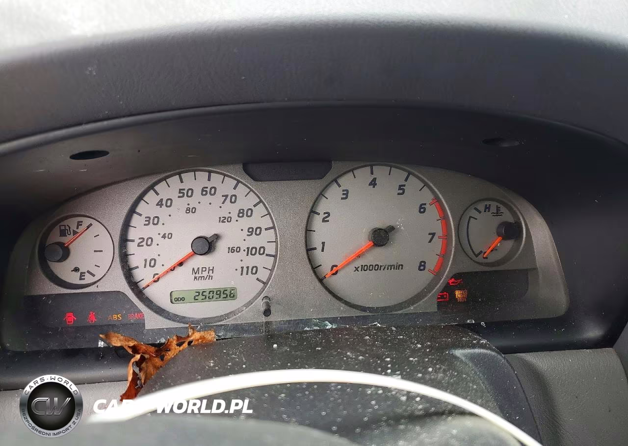 2001 Nissan Xterra Xe-V6 VIN:5N1ED28Y21C583652 - 9