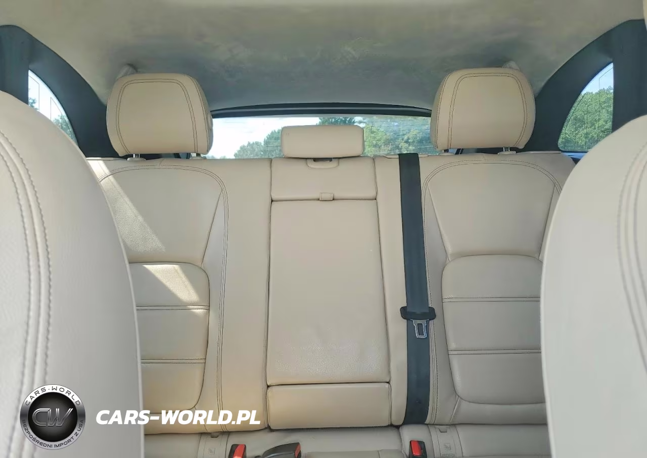 2019 Jaguar F-Pace Prestige VIN:SADCK2FX2KA361111 - 10