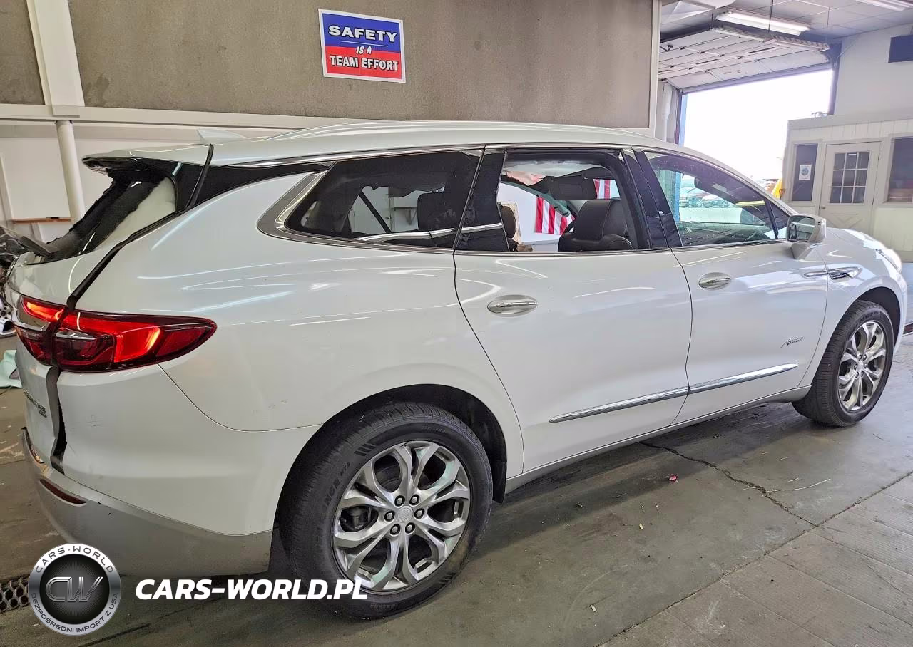 2018 Buick Enclave Avenir VIN:5GAEVCKW2JJ250332 - 3