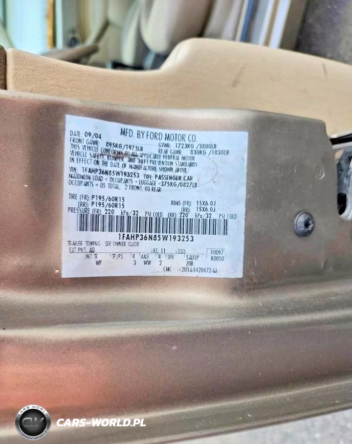 2005 Ford Focus VIN:1FAHP36N85W193253 - 12