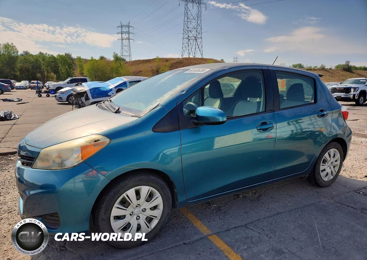 2012 Toyota Yaris 5-Door L