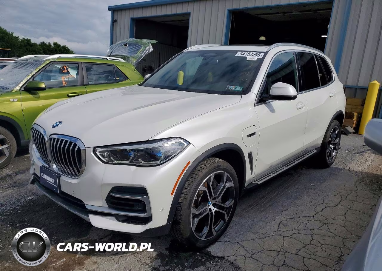 2022 BMW X5 xDrive45E – zdjęcie 1 z 13