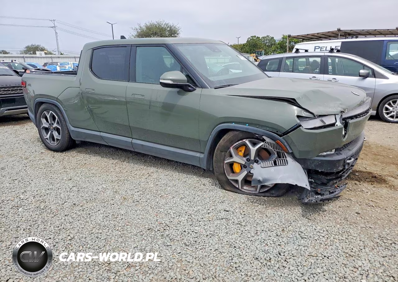 2022 Rivian R1T Launch Edition VIN:7FCTGAAL9NN004110 - 4