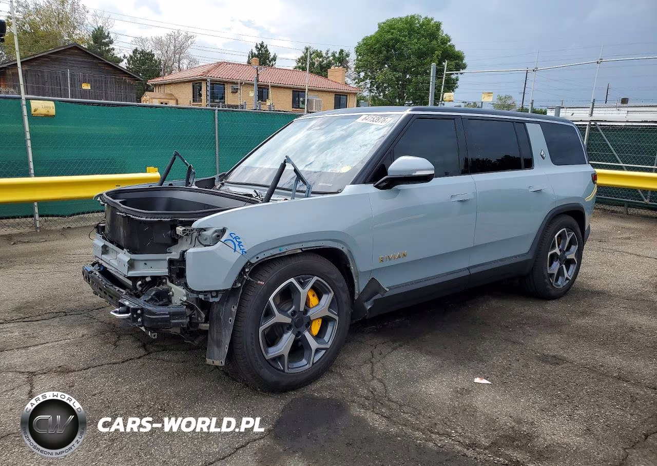 2023 Rivian R1S Adventure – zdjęcie 1 z 13