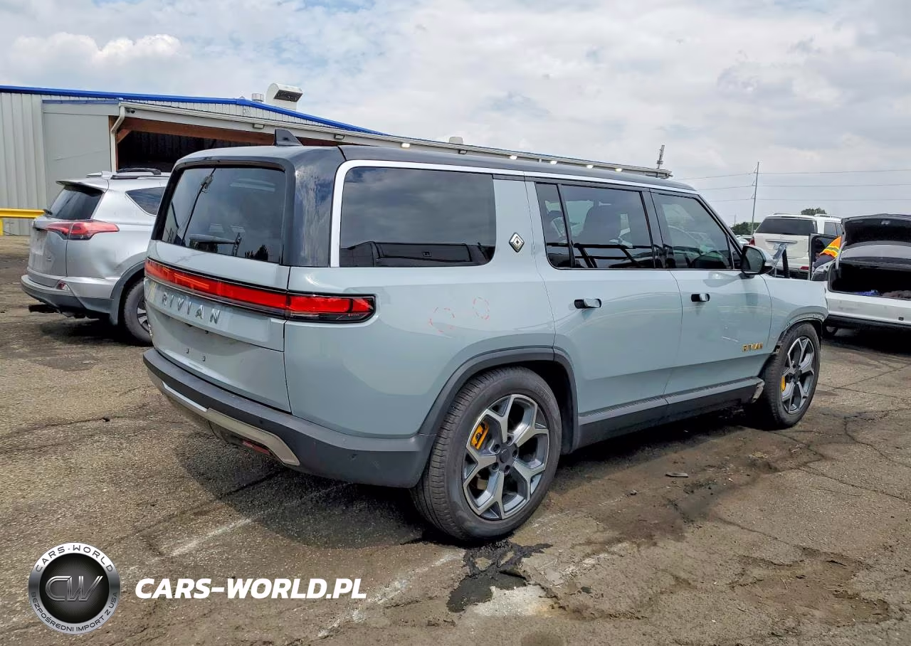 2023 Rivian R1S Adventure VIN:7PDSGABA0PN024532 - 3