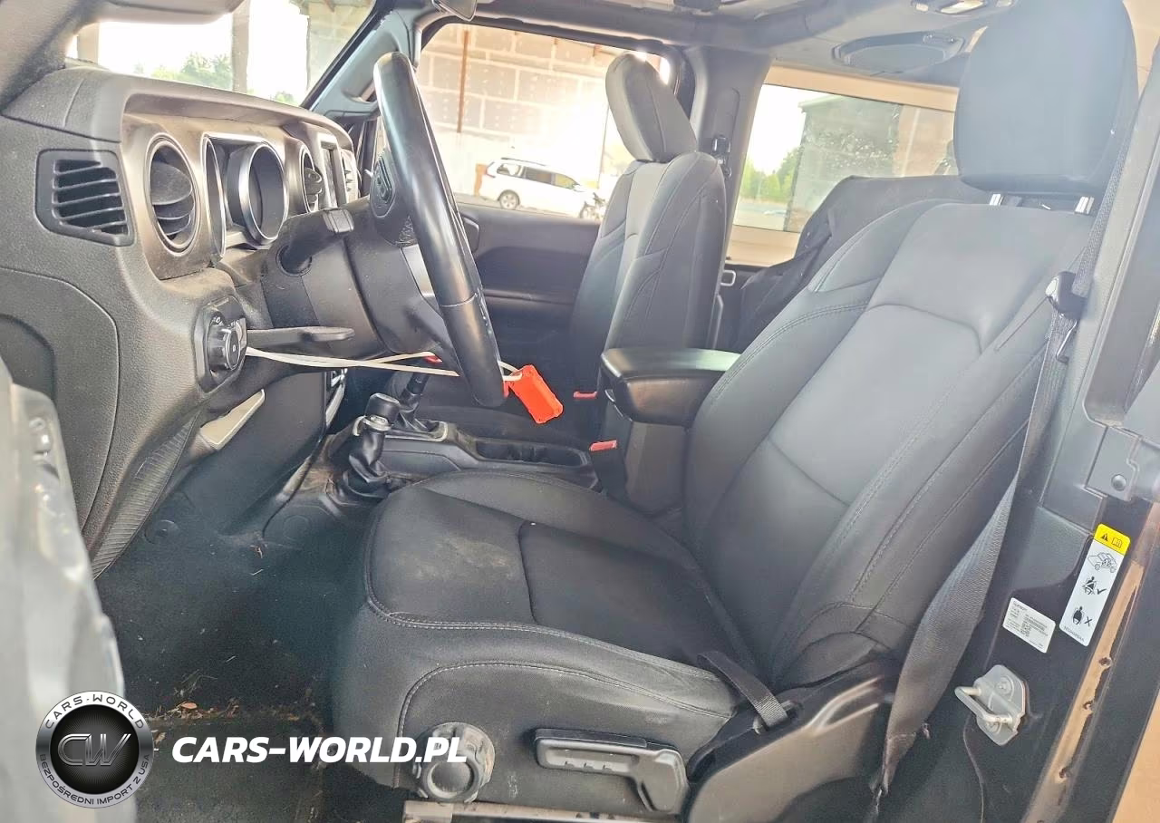 2018 Jeep Wrangler Sport VIN:1C4GJXAG1JW286682 - 7