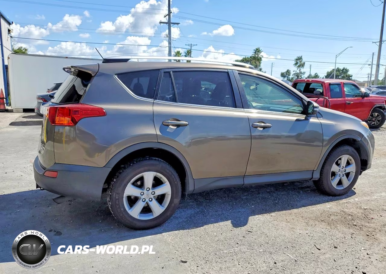 2013 Toyota Rav4 Xle VIN:JTMRFREV0DD009391 - 3