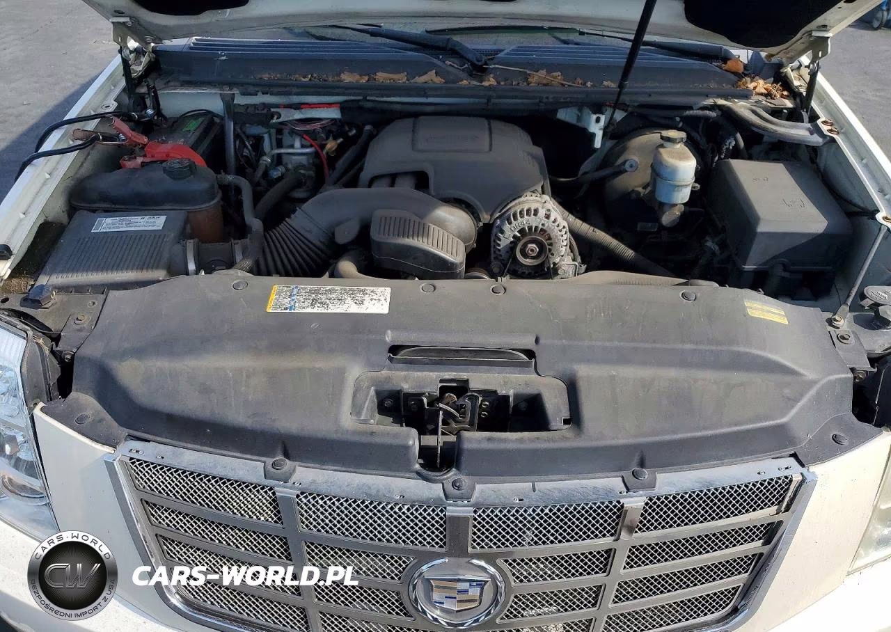 2008 Cadillac Escalade Luxury VIN:1GYFK63818R197027 - 11