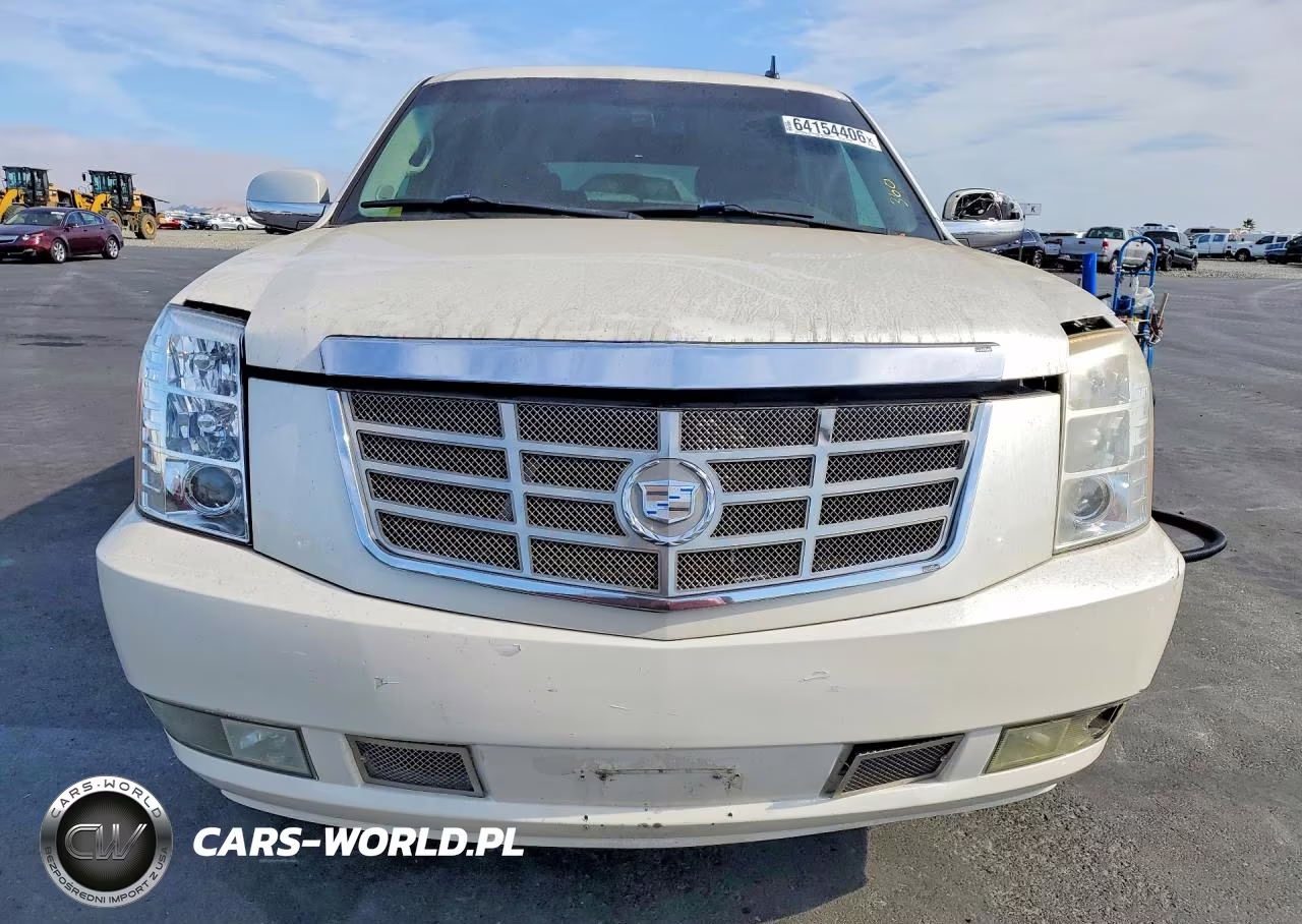 2008 Cadillac Escalade Luxury VIN:1GYFK63818R197027 - 5