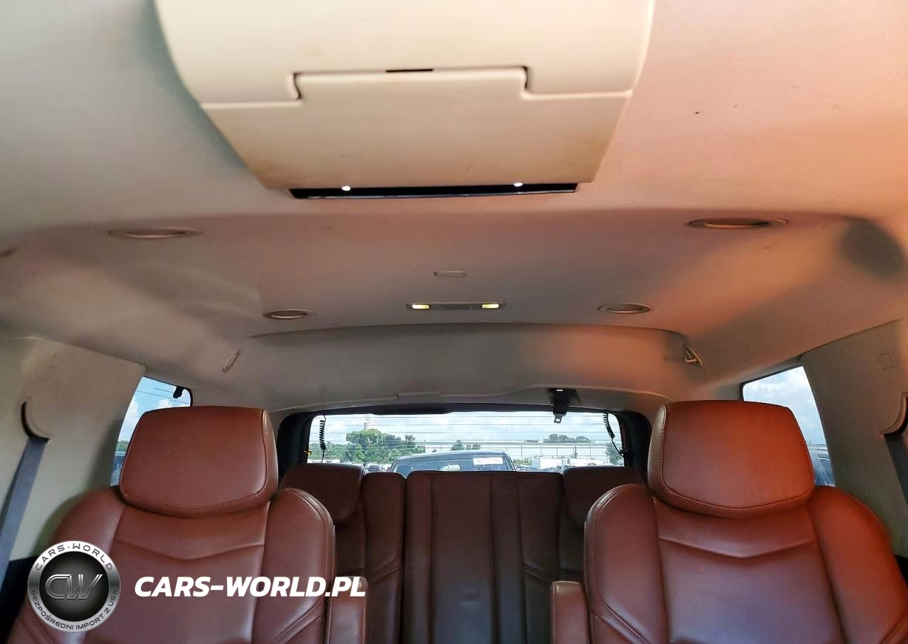 2018 Cadillac Escalade Premium Luxury VIN:1GYS3CKJ8JR256997 - 10