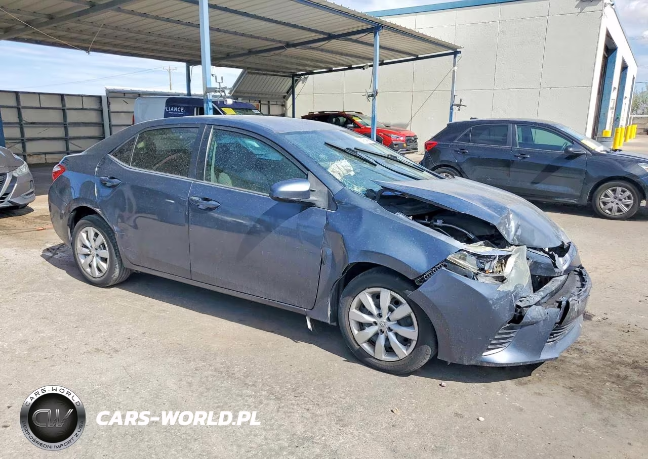 2016 Toyota Corolla Le VIN:5YFBURHE9GP525799 - 4