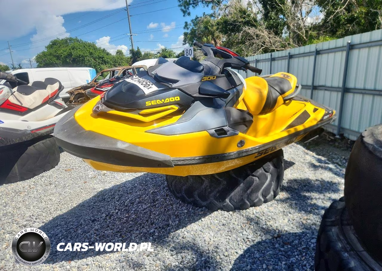 2021 Sea Doo Rxt X 300 VIN:YDV21085K021 - 2