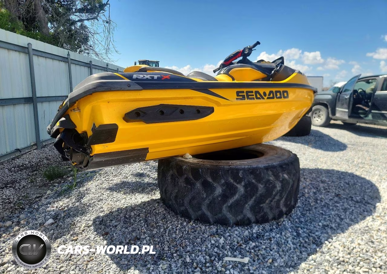 2021 Sea Doo Rxt X 300 VIN:YDV21085K021 - 4