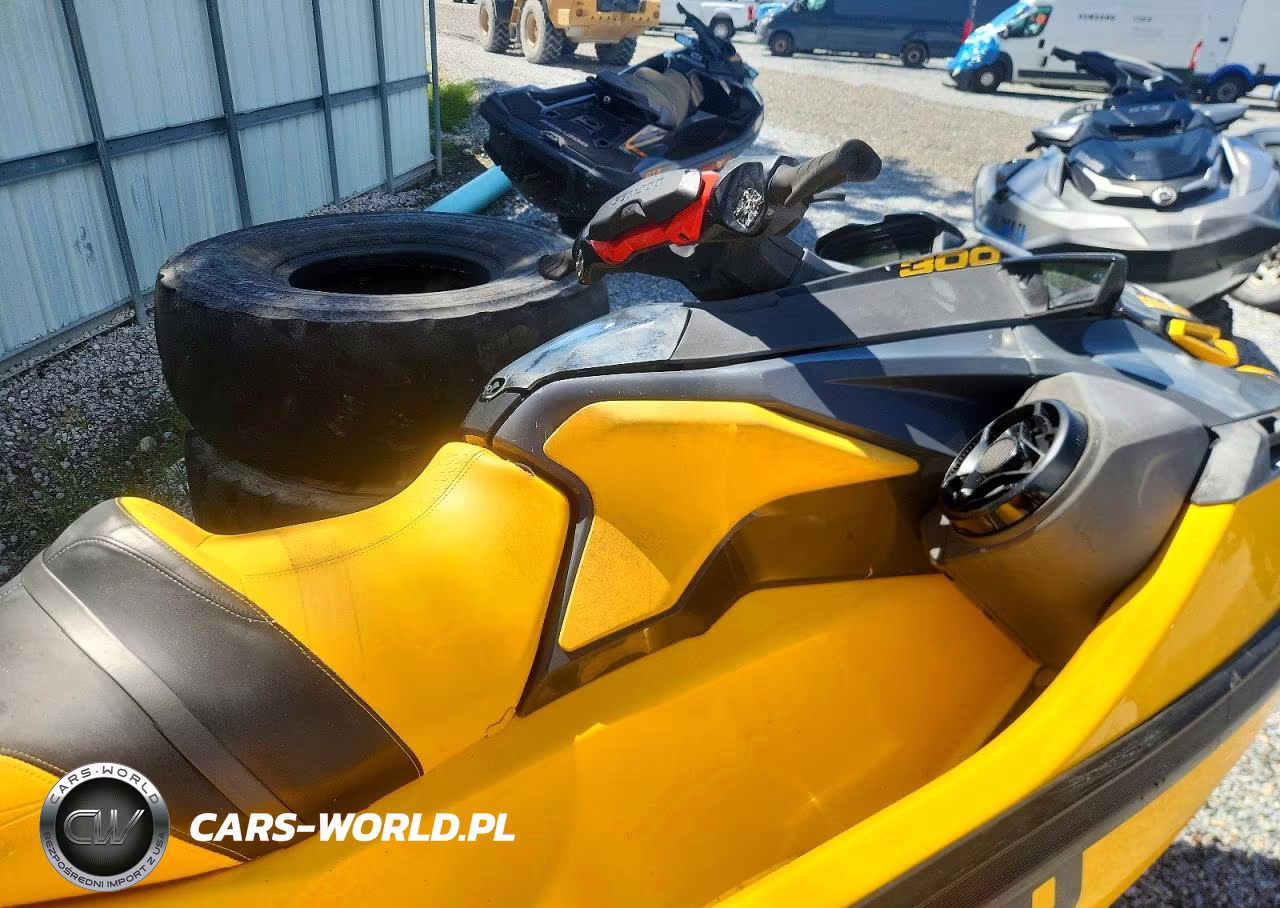 2021 Sea Doo Rxt X 300 VIN:YDV21085K021 - 5