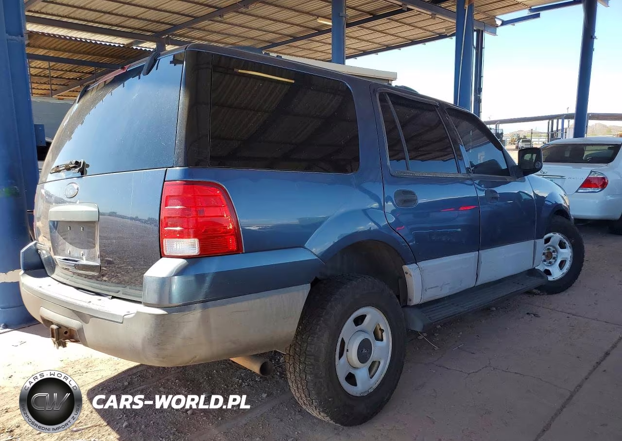 2004 Ford Expedition Xls VIN:1FMPU14W84LA37255 - 3