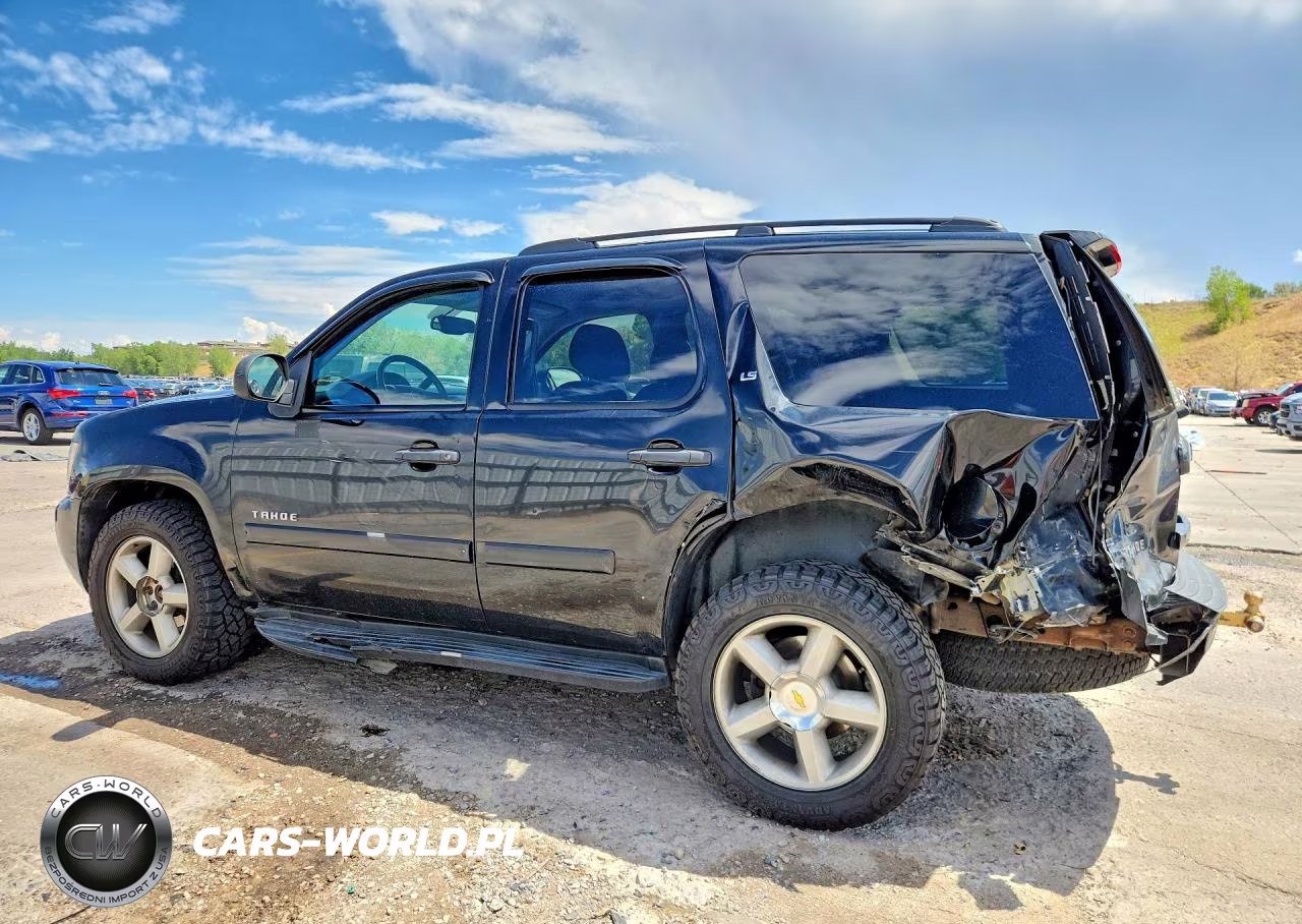 2008 Chevrolet Tahoe K1500 VIN:1GNFK13088J235992 - 2
