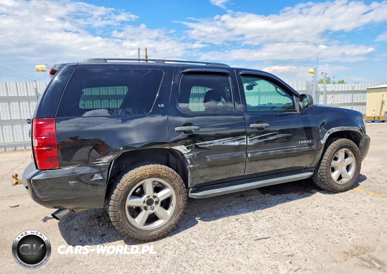 2008 Chevrolet Tahoe K1500 VIN:1GNFK13088J235992 - 3