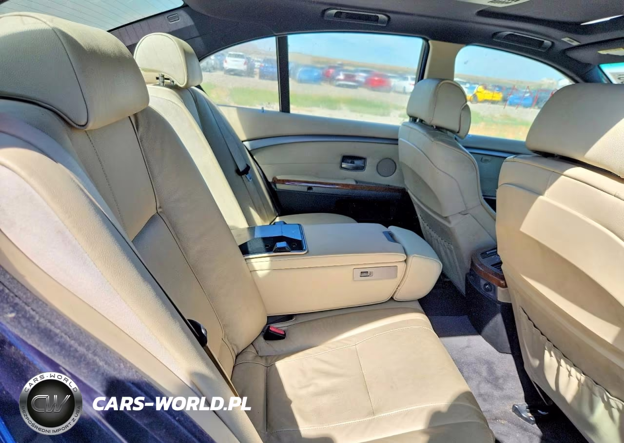 2007 BMW 750I VIN:WBAHL835X7DT09989 - 10